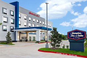 Hampton Inn & Suites Houston East Beltway 8
