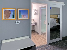 Hampton Inn & Suites Houston East Beltway 8