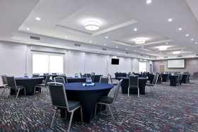 Hampton Inn & Suites Houston East Beltway 8