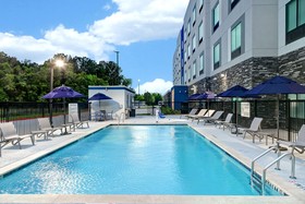 Hampton Inn & Suites Houston East Beltway 8