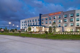 Hampton Inn & Suites Houston East Beltway 8