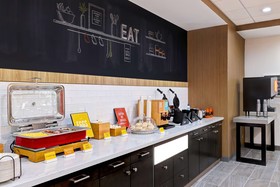 Hampton Inn & Suites Houston East Beltway 8