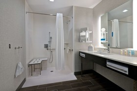 Hampton Inn & Suites Houston East Beltway 8