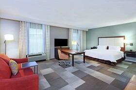 Hampton Inn & Suites Houston North IAH