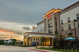 Hampton Inn & Suites Houston North IAH