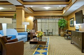 Holiday Inn Express & Suites Houston Energy Corridor - W Oaks