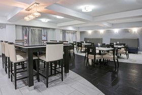 Holiday Inn Express & Suites Houston North - IAH Area