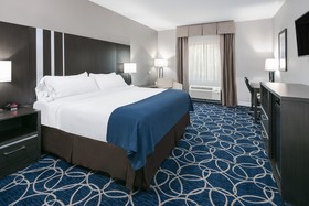 Holiday Inn Express & Suites Houston North - IAH Area