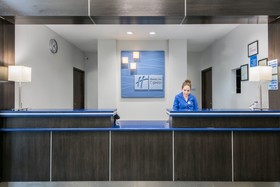 Holiday Inn Express & Suites Houston North - IAH Area
