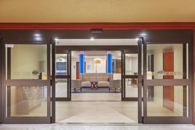 Holiday Inn Express & Suites Houston - Memorial Park Area