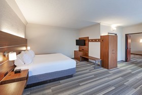 Holiday Inn Express & Suites Houston - Memorial Park Area