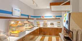 Holiday Inn Express & Suites Houston S - Medical Ctr Area
