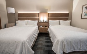 Holiday Inn Express & Suites Houston Westchase - Westheimer