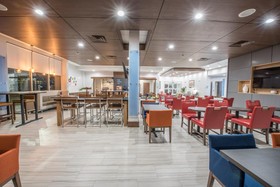 Holiday Inn Express & Suites Houston Westchase - Westheimer