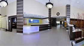 Holiday Inn Express & Suites Kingwood - Medical Center Area