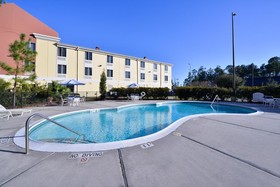 Holiday Inn Express & Suites Kingwood - Medical Center Area