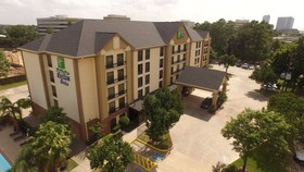 Comfort Inn & Suites Houston I-10 West Energy Corridor