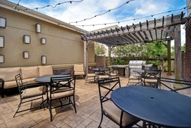 Homewood Suites by Hilton Houston IAH Airport Beltway 8
