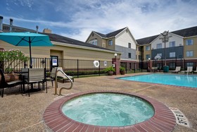 Homewood Suites by Hilton Houston IAH Airport Beltway 8
