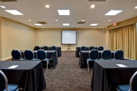 Homewood Suites by Hilton Houston IAH Airport Beltway 8