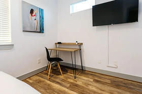 Htown Suites by Dunyha