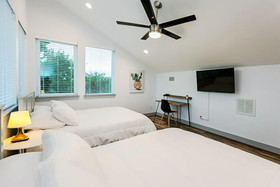 Htown Suites by Dunyha