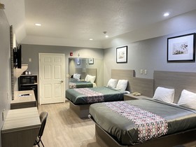 Island Suites Hobby Airport