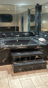 Island Suites Hobby Airport