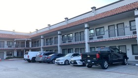 Island Suites Hobby Airport