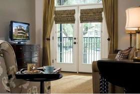 La Maison in Midtown