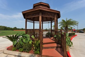 La Quinta Inn & Suites by Wyndham Houston Channelview