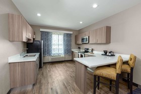 La Quinta Inn & Suites by Wyndham Houston Channelview