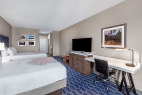 La Quinta Inn & Suites by Wyndham Houston Channelview