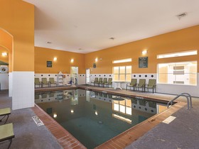 La Quinta Inn & Suites by Wyndham Houston Channelview