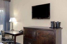 La Quinta Inn & Suites by Wyndham Houston Energy Corridor