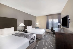 La Quinta Inn & Suites by Wyndham Houston Energy Corridor