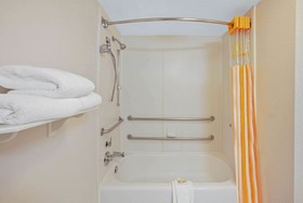 La Quinta Inn & Suites by Wyndham Houston Galleria Area