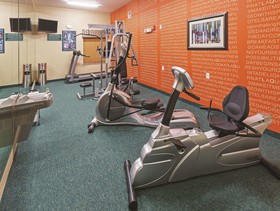 La Quinta Inn & Suites by Wyndham Houston Hobby Airport