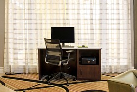 La Quinta Inn & Suites by Wyndham Houston West Park 10