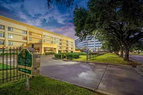 La Quinta Inn & Suites Houston Southwest