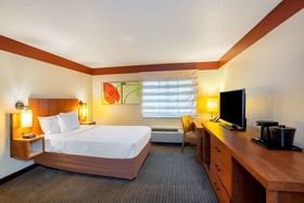 La Quinta Inn & Suites Houston Southwest