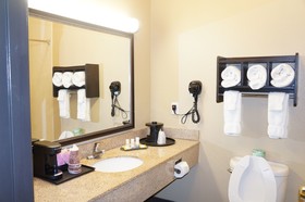 La Quinta Inn & Suites by Wyndham Houston Hobby Airport
