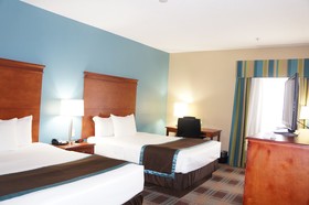 La Quinta Inn & Suites by Wyndham Houston Hobby Airport