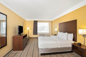 La Quinta Inn & Suites by Wyndham Houston NW Beltway8/WestRD