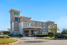 La Quinta Inn & Suites by Wyndham Houston NW Beltway8/WestRD