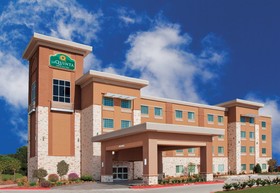 La Quinta Inn & Suites by Wyndham Houston NW Beltway8/WestRD