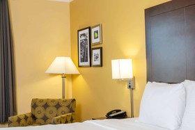 La Quinta Inn & Suites by Wyndham Houston NW Beltway8/WestRD