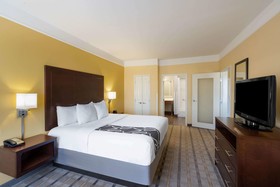 La Quinta Inn & Suites by Wyndham Houston NW Beltway8/WestRD