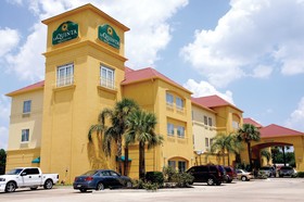 Sonesta Essential North Houston