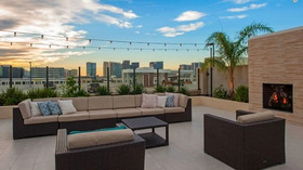 Locale Houston Uptown